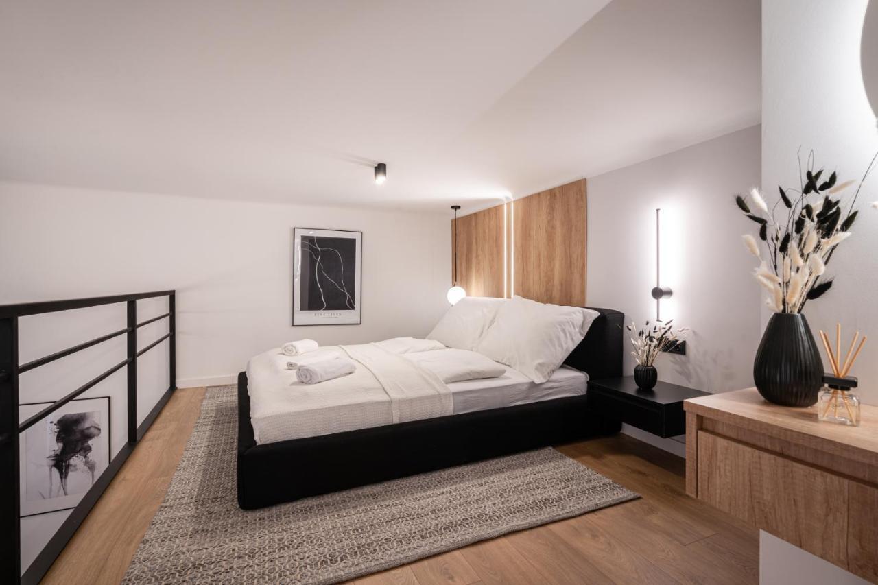E56 - Grand Boulevard Heritage Residence - Best Location By Bqa Budapest Exterior photo